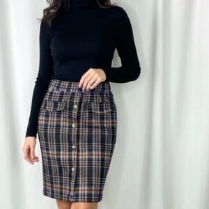 Plaid Button‑Front Skirt with Elastic Waist – Size L